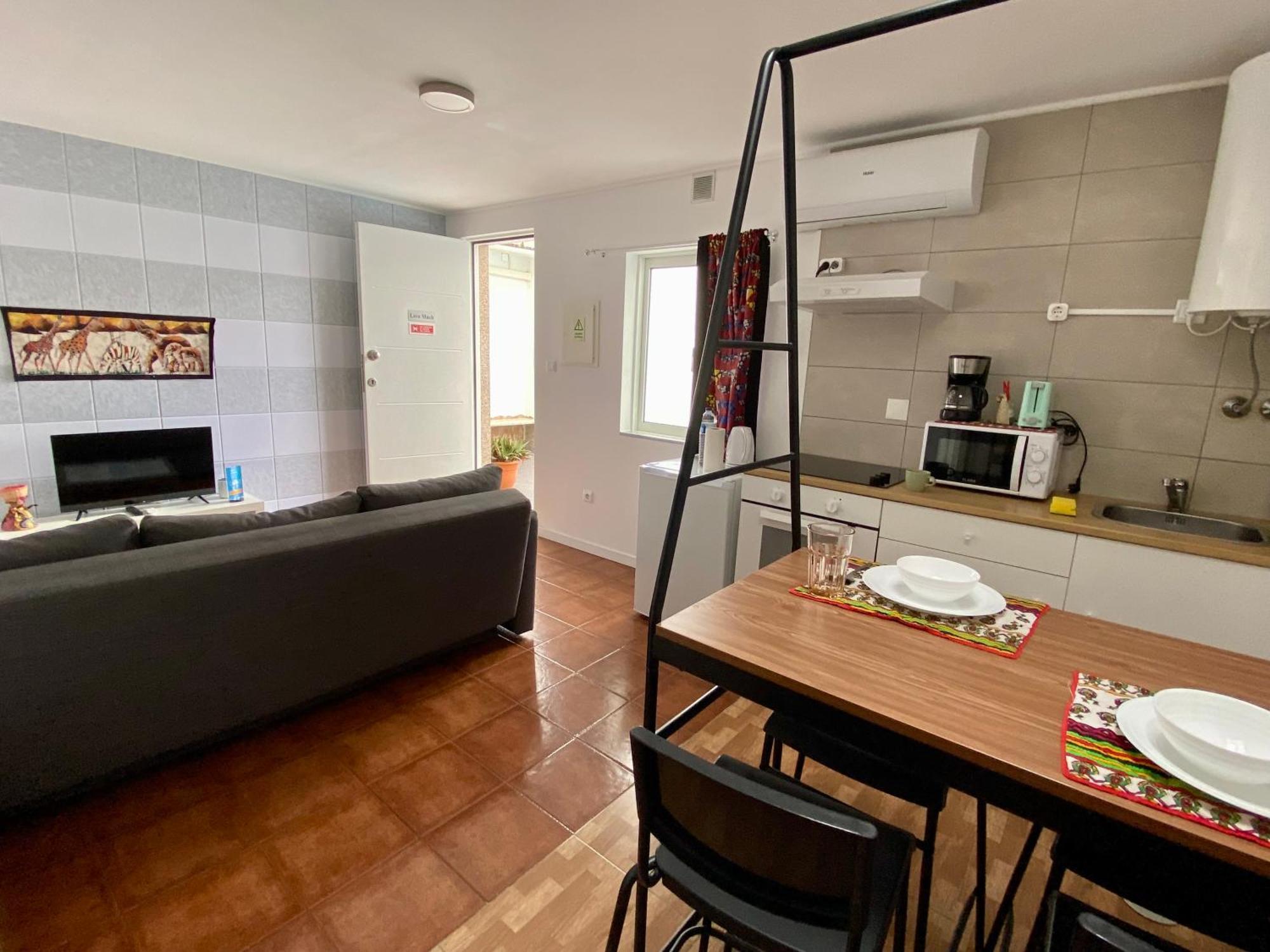 Live, Laugh, Love Beach Guest Home With Ac Madalena  Szoba fotó